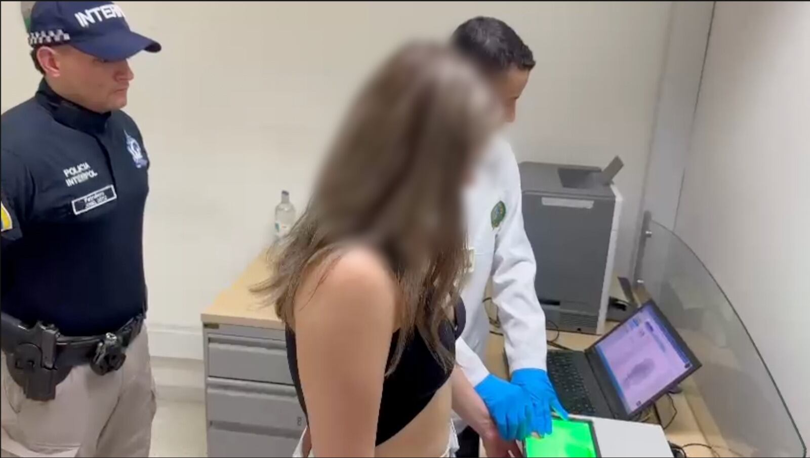 Reseña de la interpol contra  Karen Dahyana Vásquez Bedoya.