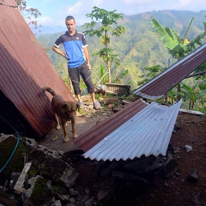 En el corregimiento Florencia que pertenece al municipio de Samaná, donde 10 casas quedaron sin techo en la vereda Jardines