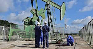 En total, en Francia se producen 815.000 toneladas de petróleo al año, es decir, el equivalente a 1% del consumo nacional. (Foto: AFP)