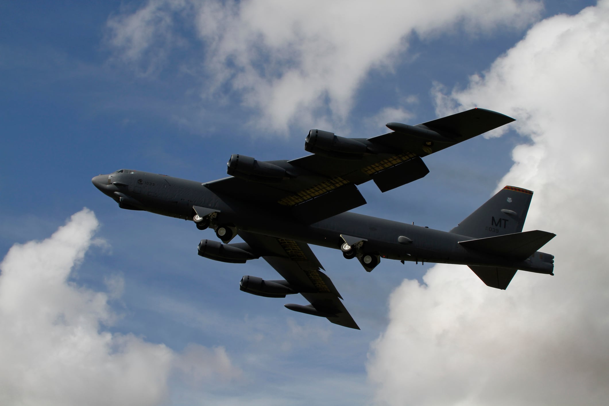 El B-52 tendrá un nuevo soporte externo de armamento.
