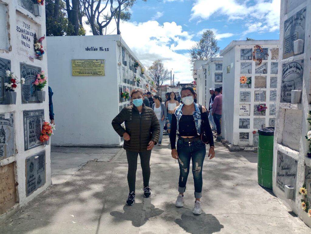 Madre de una víctima de falsos positivos denuncia la exhumación del cuerpo de su hijo sin autorización en un cementerio de Bogotá