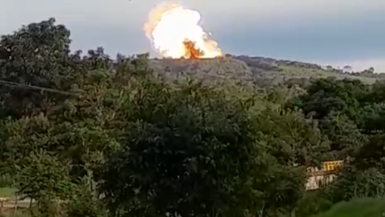 En video quedó el momento exacto de la erupción del volcán de lodo en San José de Mulatos