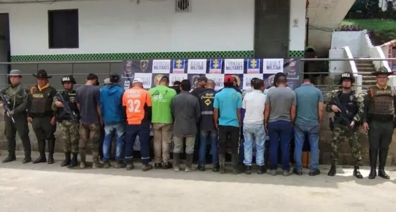 Estas fueron las personas capturadas tras ser sorprendidas en una mina que explotaban de manera ilegal