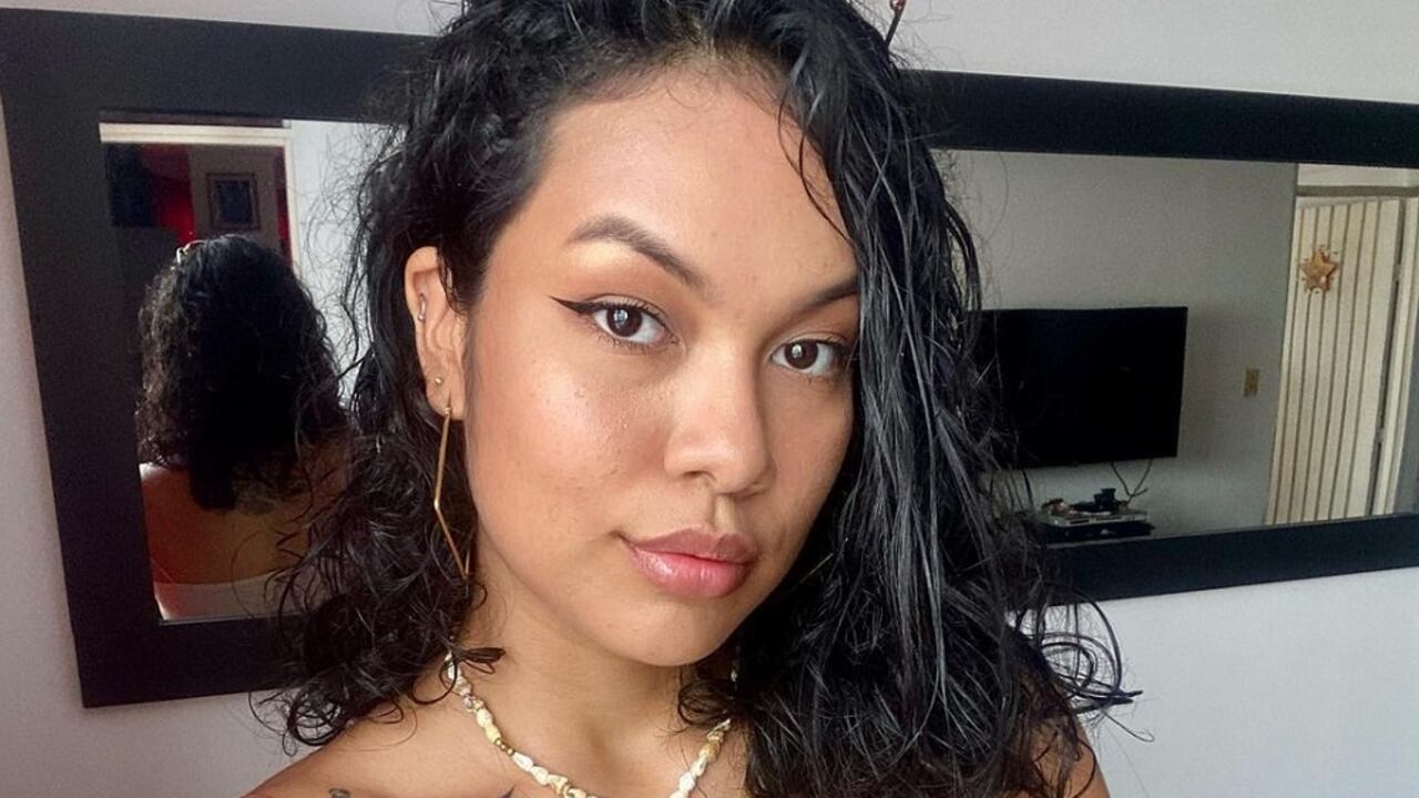 La joven bióloga dijo que ya denunció al hombre que intentó tocarla.