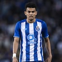 PORTO, PORTUGAL - DECEMBER 23: Luis Diaz of FC Porto in action during the Taca de Portugal round of 16 match between FC Porto and SL Benfica at Estadio do Dragao on December 23, 2021 in Porto, Portugal. (Photo by Octavio Passos/Getty Images)