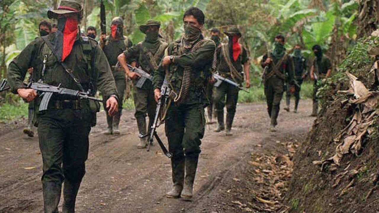 Además de la reticencia histórica que frente a este tema, las dinámicas de la guerra son complejas en este momento en que no existe una unidad en el mando de todas sus estructuras.