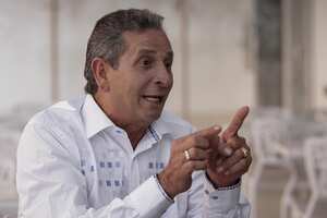 Dario Gómez, considerado el 'rey' de la música popular de Colombia.