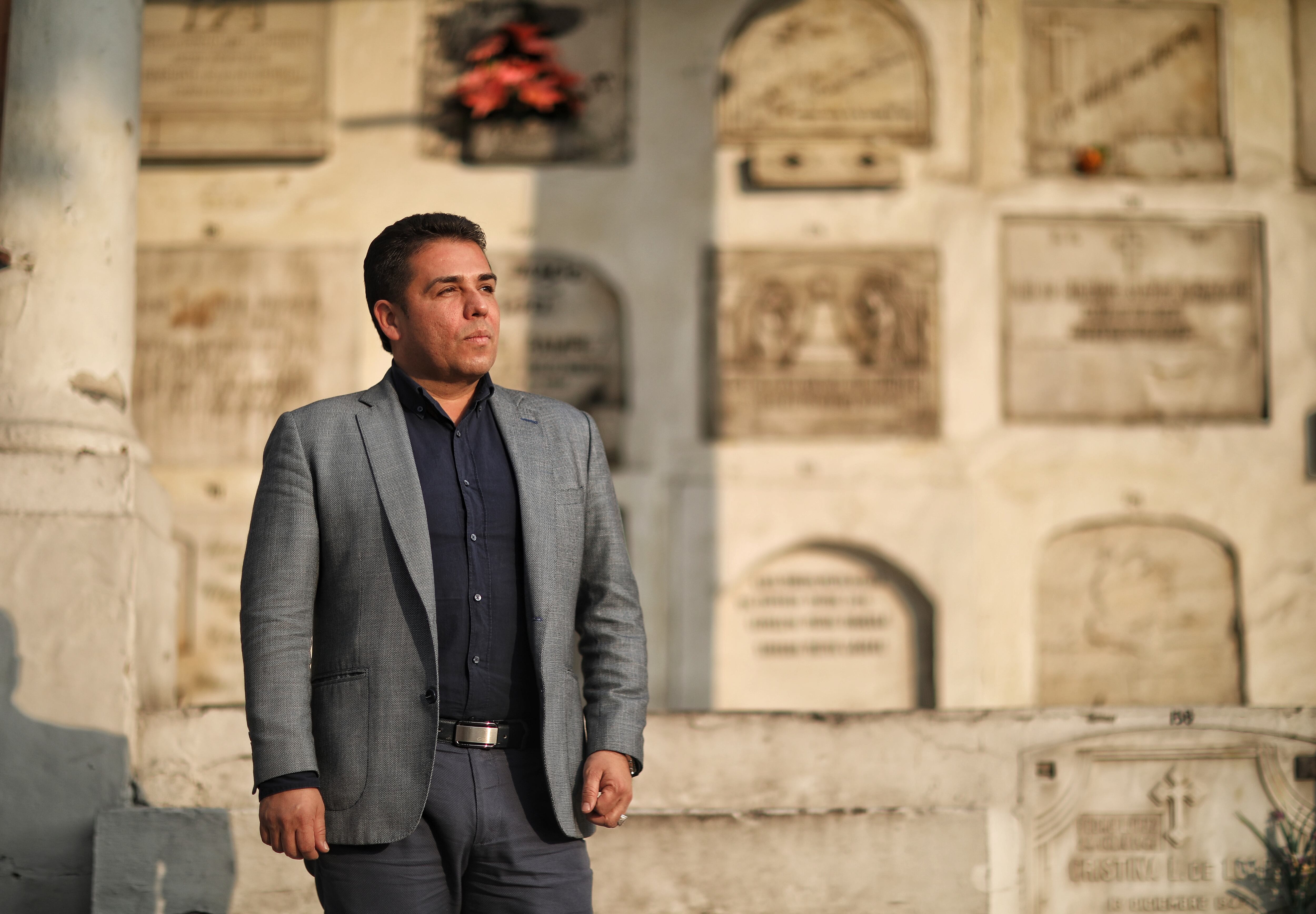 Eder Paradas 
Cementerio Central