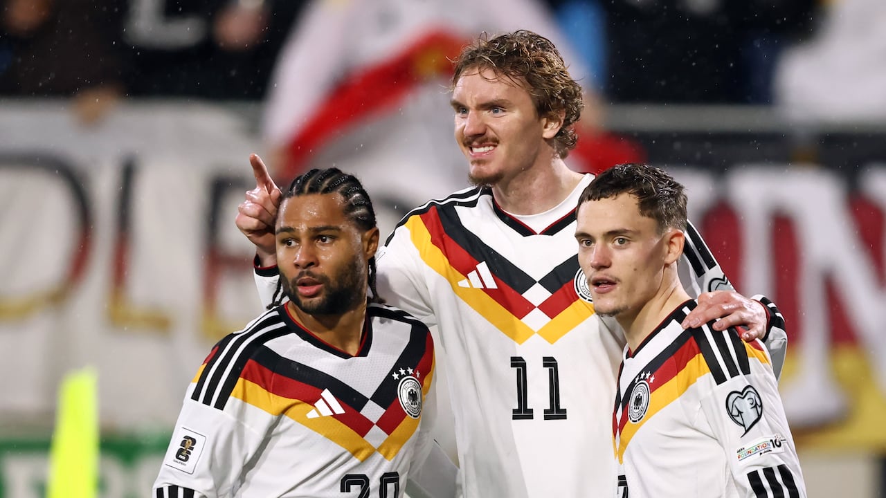 Alemania ganó su grupo con 15 puntos.