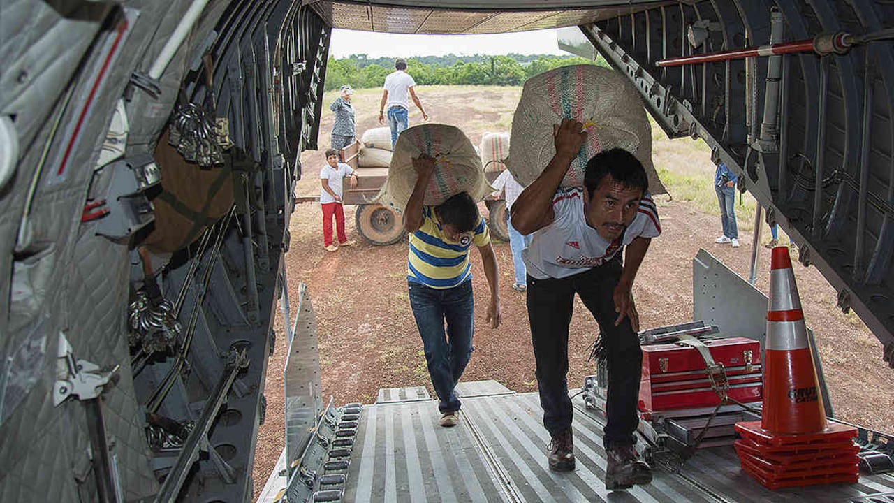 3 toneladas de cacao fue la cosecha que los cacaoteros de Güérima, Puerto Príncipe y Chupave le vendieron a CasaLuker luego de haber sustituido sus cultivos de coca por este fruto. (Foto: Esteban Vega La-Rotta)