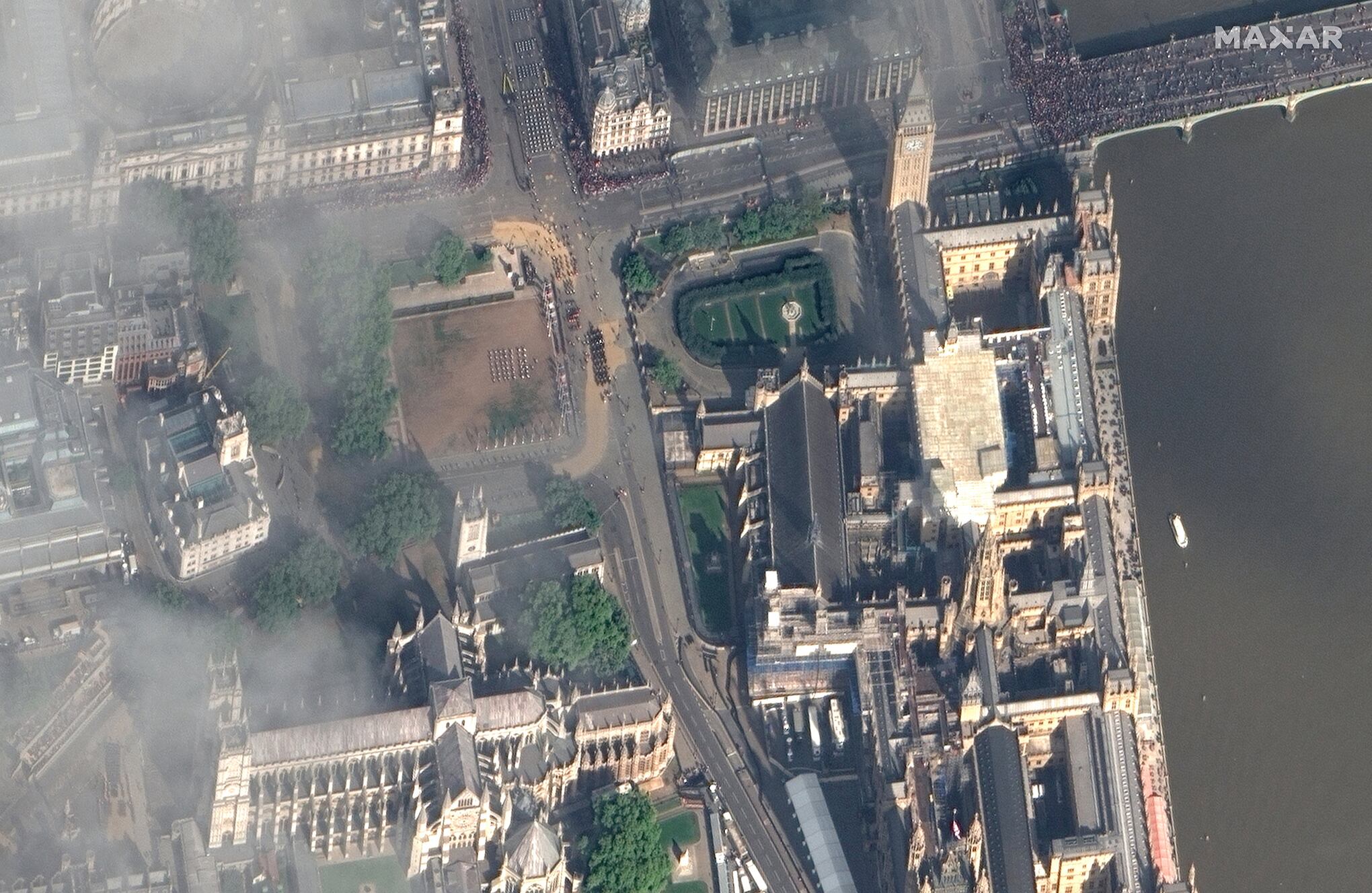 Imágenes satelitales muestran el funeral de la reina