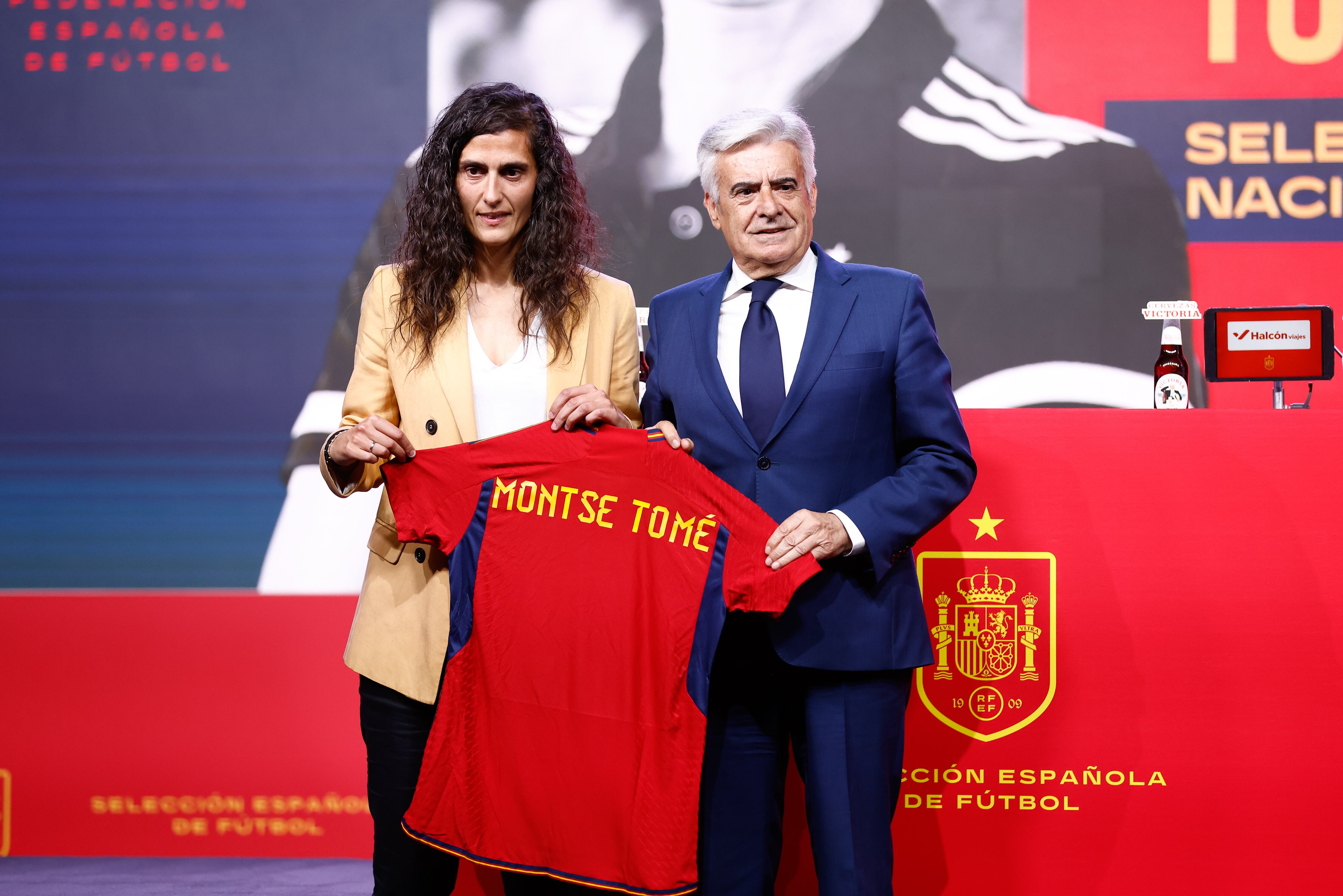 Montse Tomé, en su presentación con España.