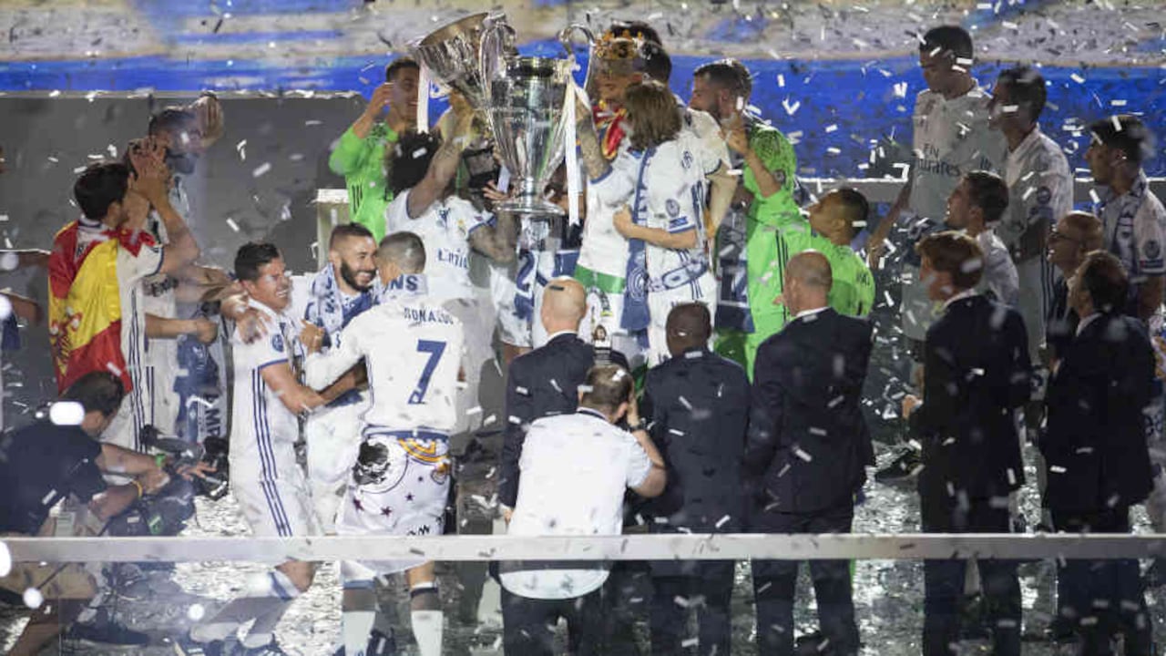 La celebración del título en el Bernabéu.