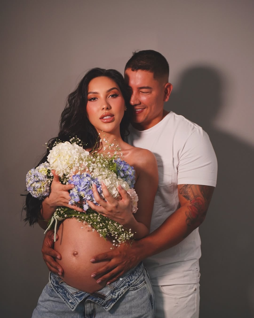 La pareja dejó de publicar contenido juntos, pero las publicaciones antiguas permanecen.