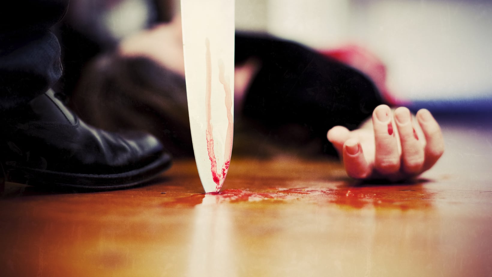 “Me mató”: hombre con puñal en mano asesina a mujer Cali y queda captado en video