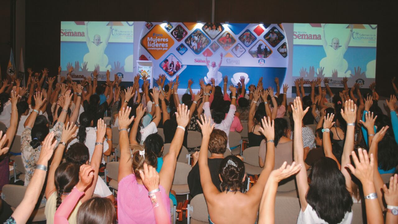 Más de 300 gestoras de cambio de Cundinamarca participaron en el Foro ‘Mujeres líderes construyen paz’, realizado en Girardot.