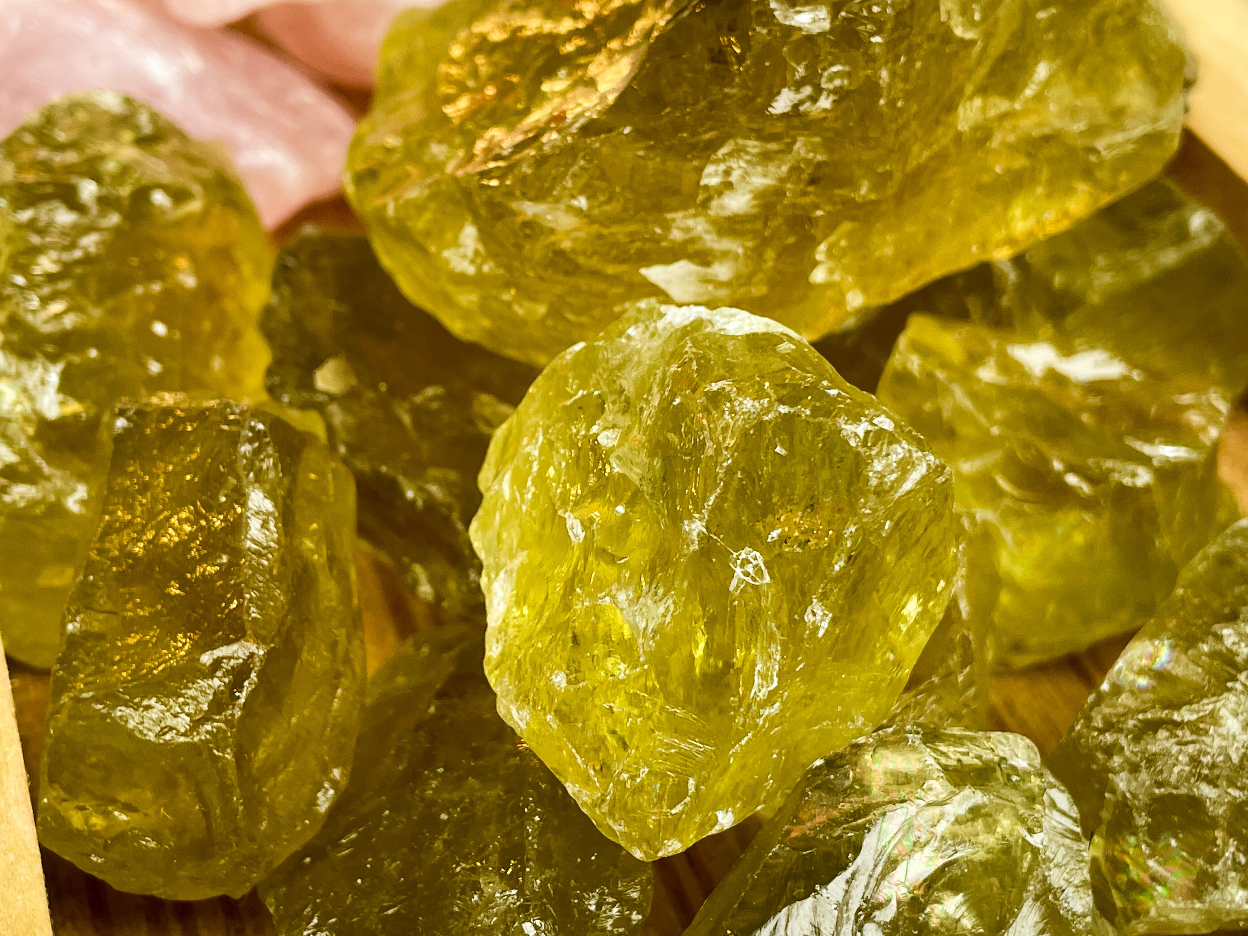 Esta gema ha sido considerada durante mucho tiempo como un símbolo de éxito y riqueza en diversas culturas.