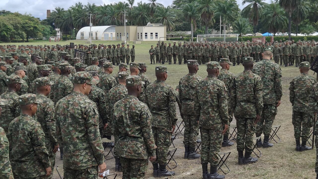 Integrantes del Ejército Nacional de Colombia.
