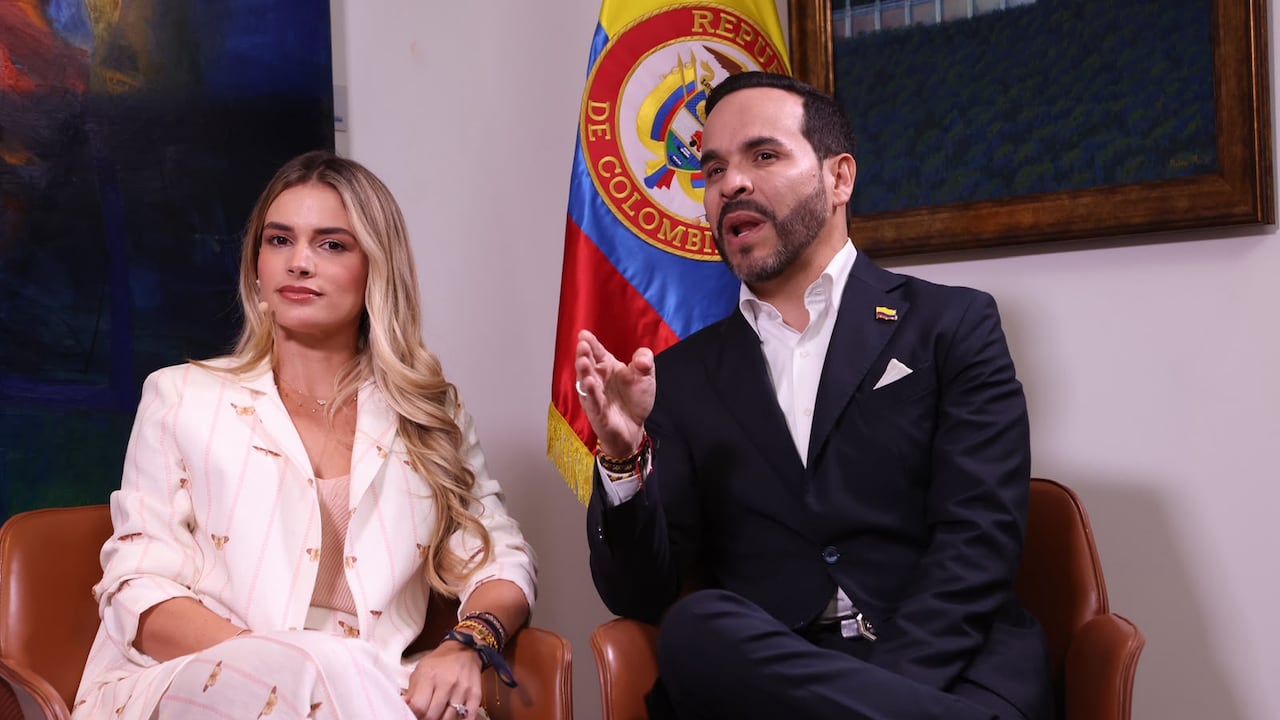 La primera dama, Ana Lucía Pineda, y el presidente Abelardo De La Espriella.