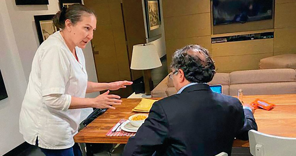    Marelbys Meza dijo que el presidente Gustavo Petro la conocía y que había trabajado en la campaña. Fabiola Perea, empleada doméstica de Laura Sanabria, también terminó en medio de las chuzadas ilegales.