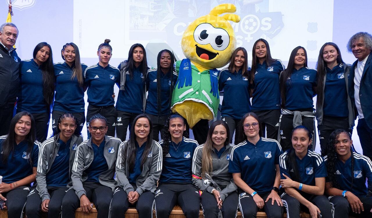 Millonarios Femenino en la presentación de su nómina