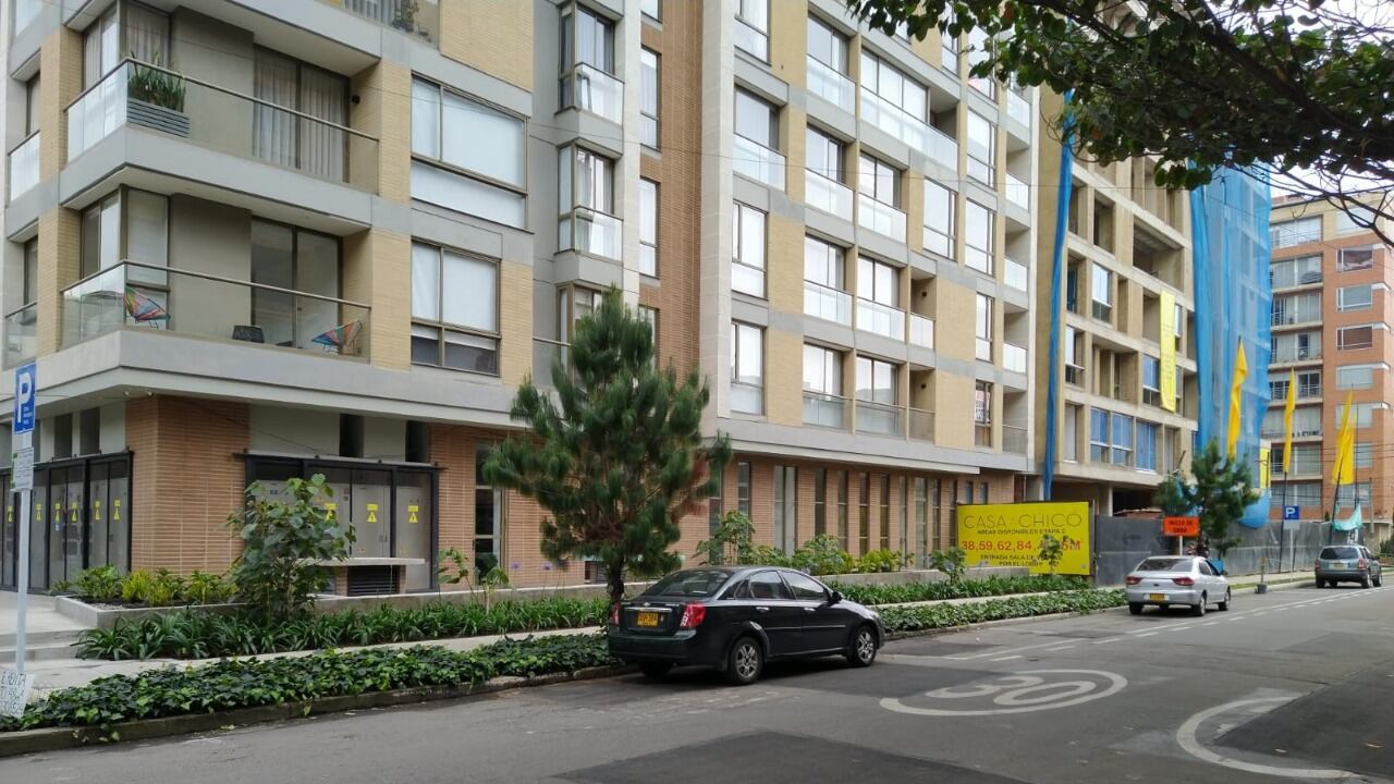 Zona de Parqueo Pago ubicada en la carrera 21, entre calles 95 y 96.