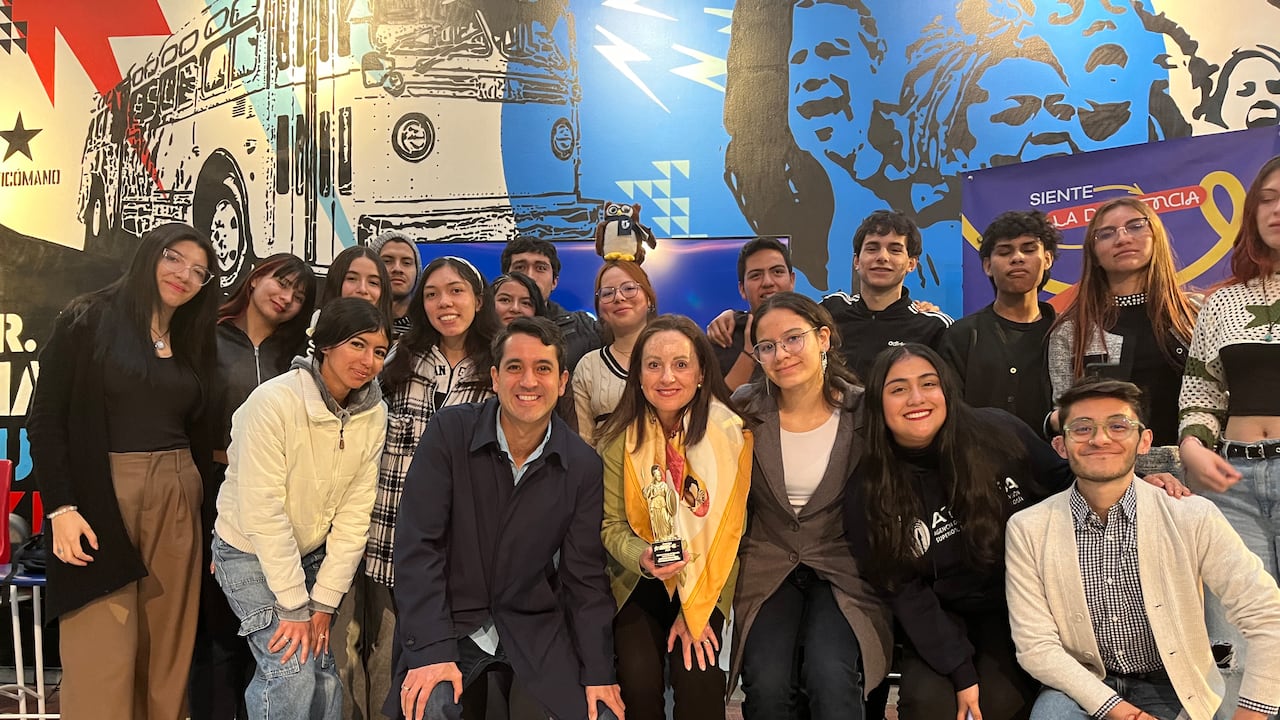 El éxito de ÚNICA radica en formar profesionales conscientes de su capacidad para generar cambios.
