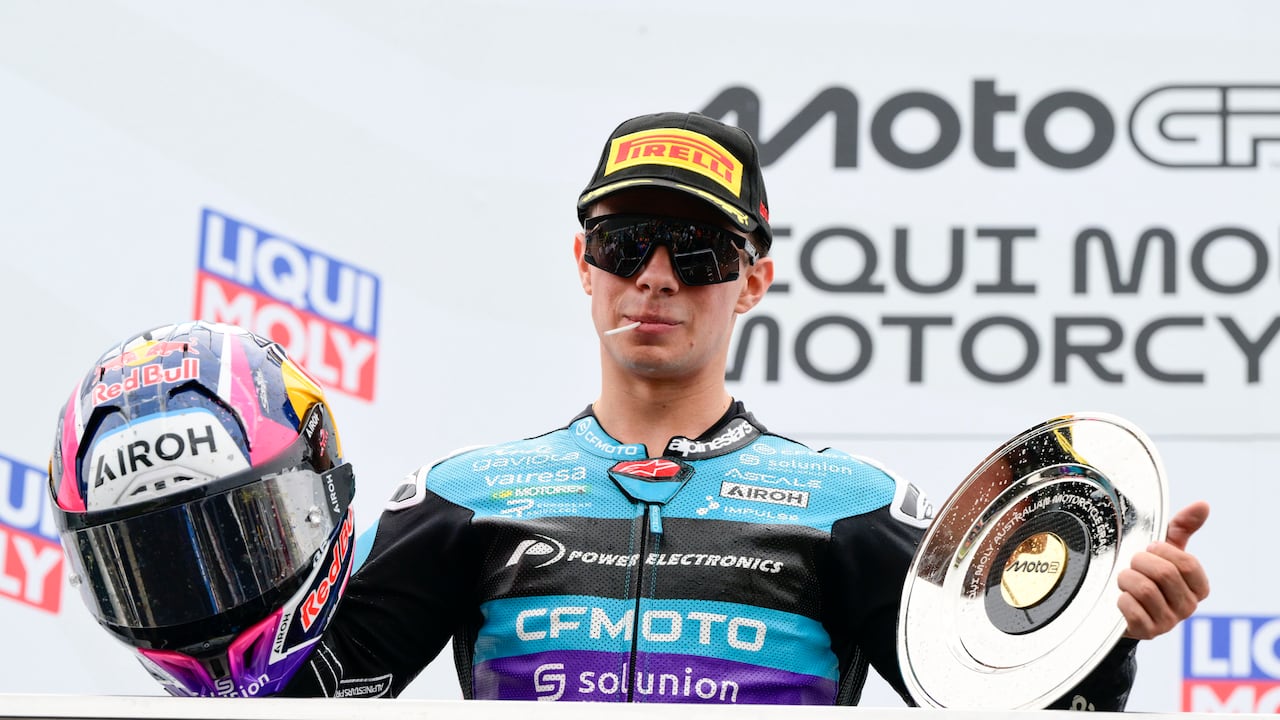 David Alonso alcanzó un nuevo podio en Moto2 tras magistral carrera en el circuito de Algarve, Portugal.