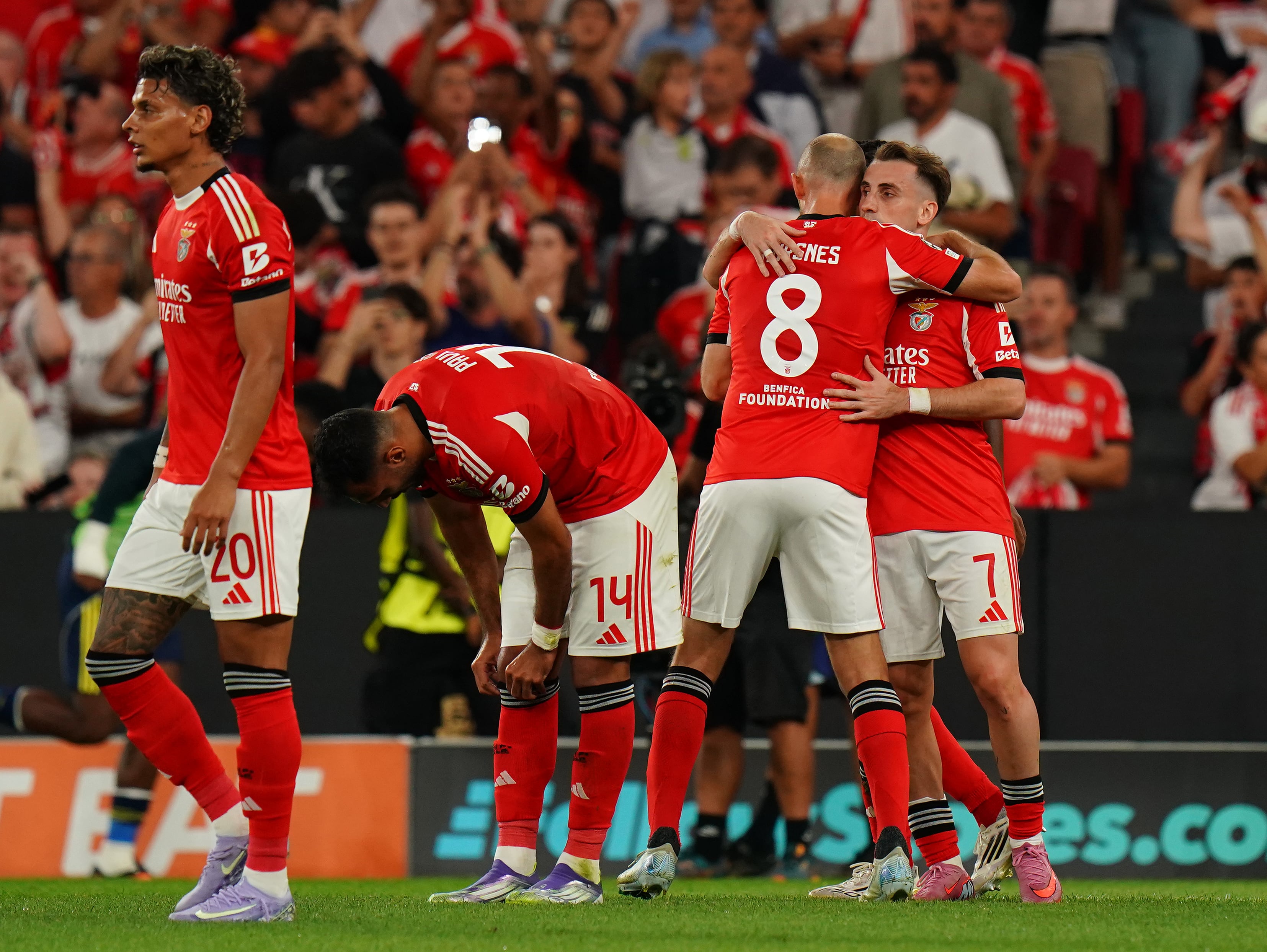 Richard Ríos fue parte vital de la clasificación de Benfica a Champions League