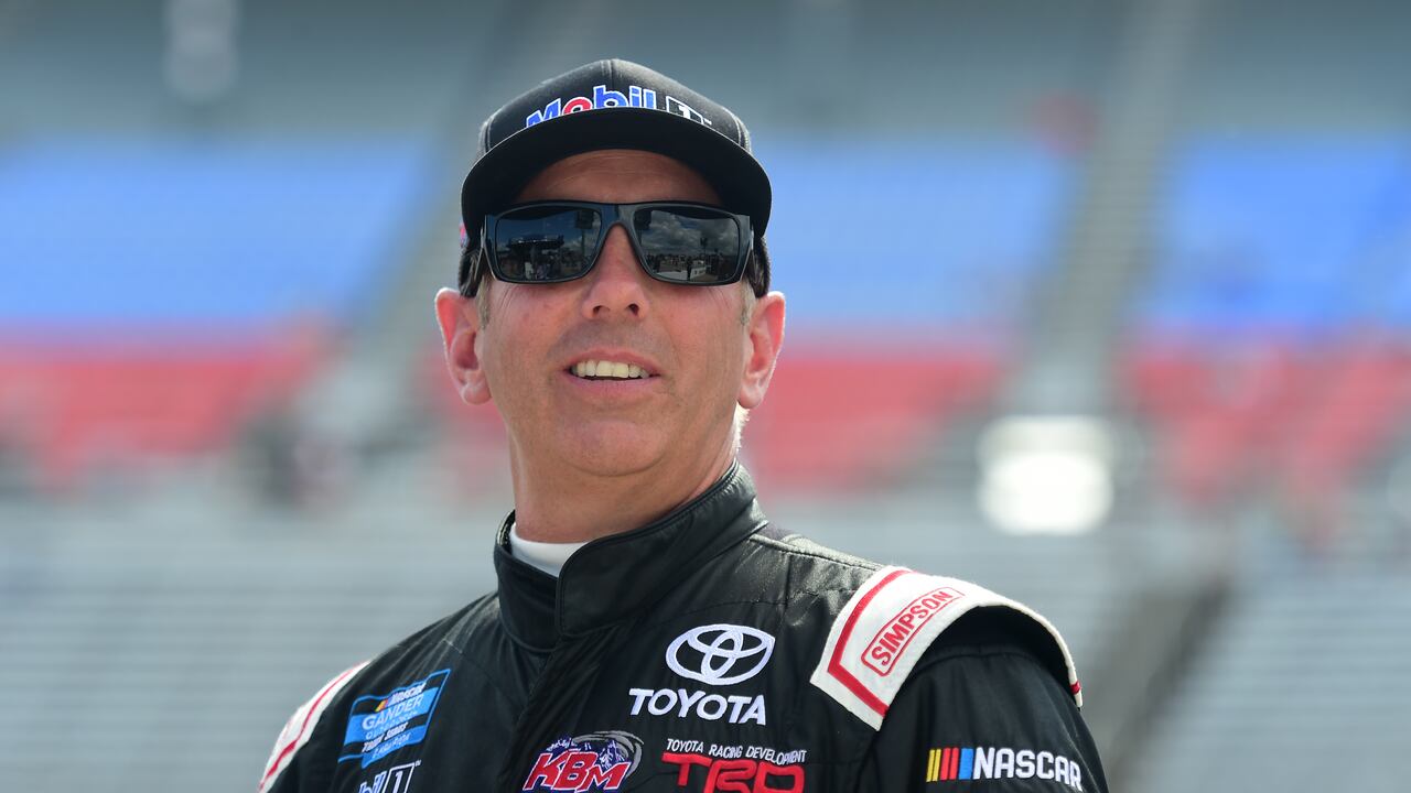 Greg Biffle en el Texas Motor Speedway durante una prueba de NASCAR Truck Series.