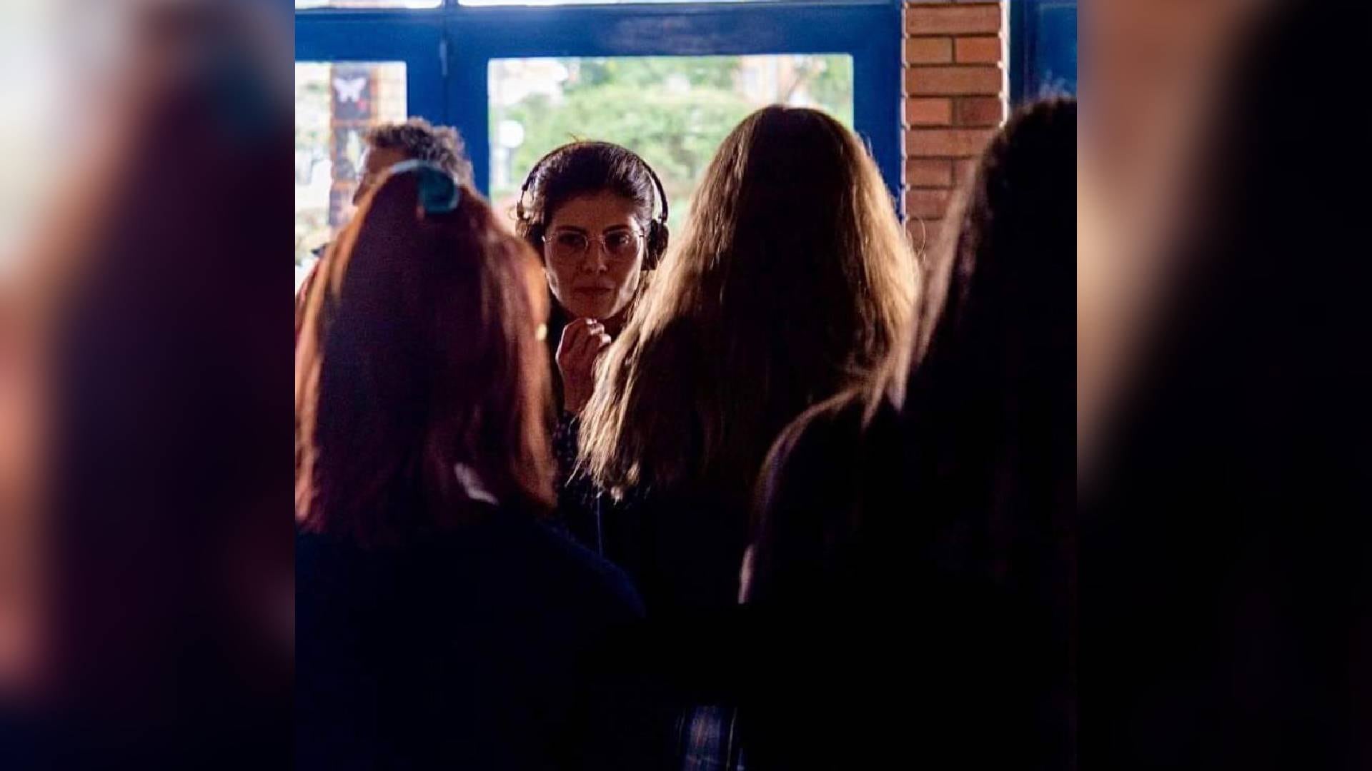 Mi Bestia tiene lugar en 1996, en pleno periodo del racionamiento eléctrico.