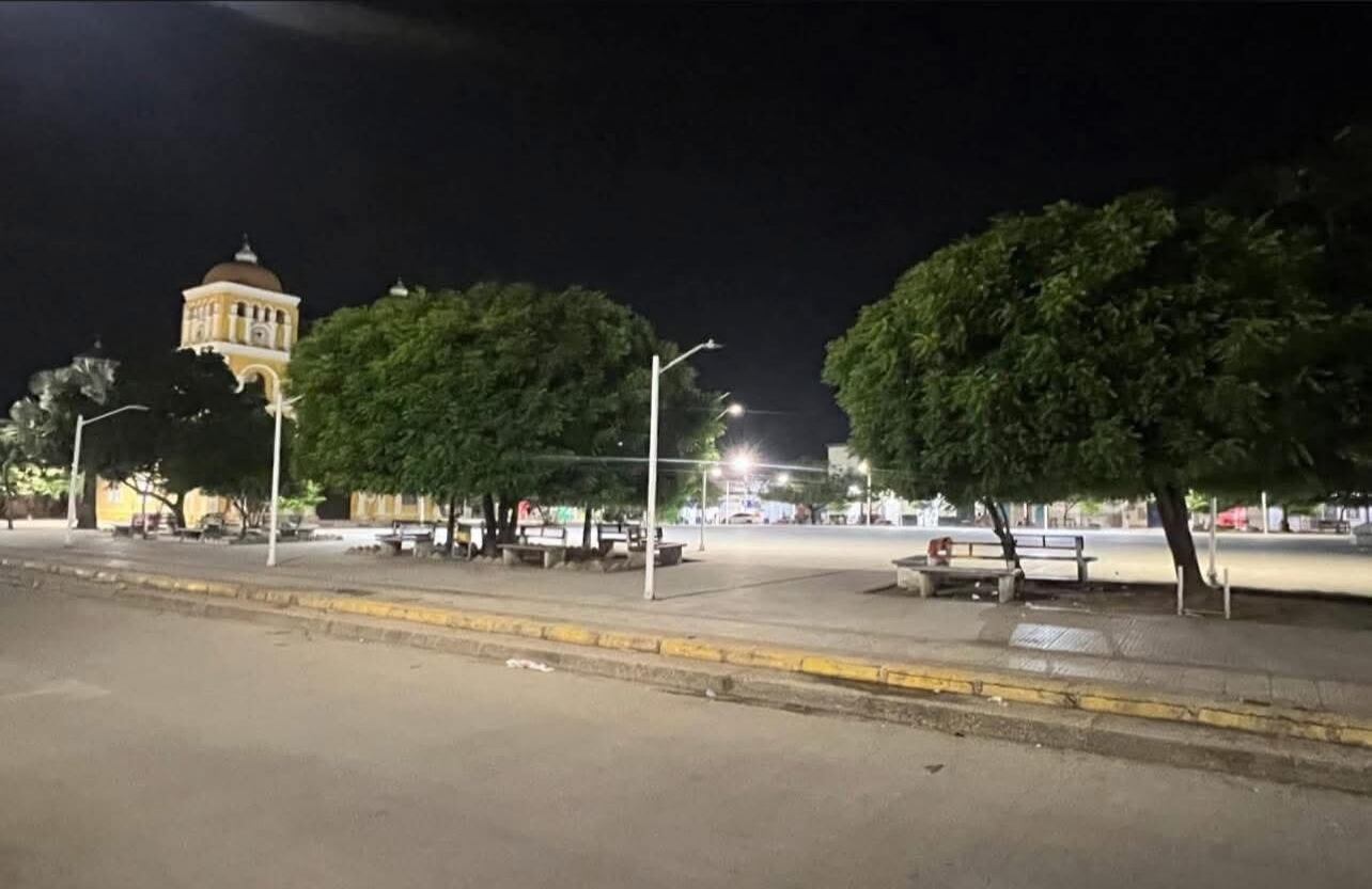 Así se vio la plaza central de El Carmen de Bolívar.