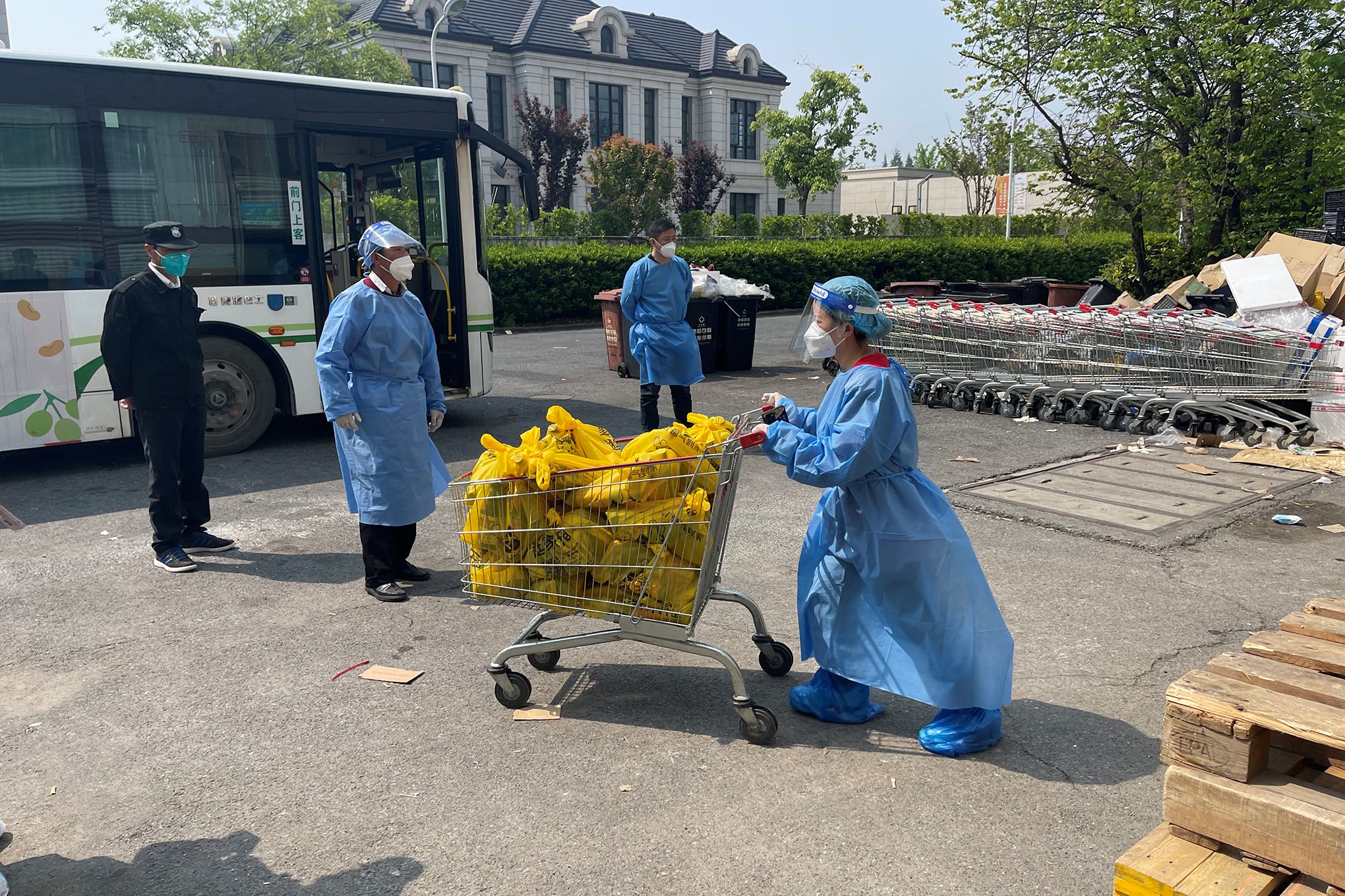 La vida bajo encierro en Shanghái