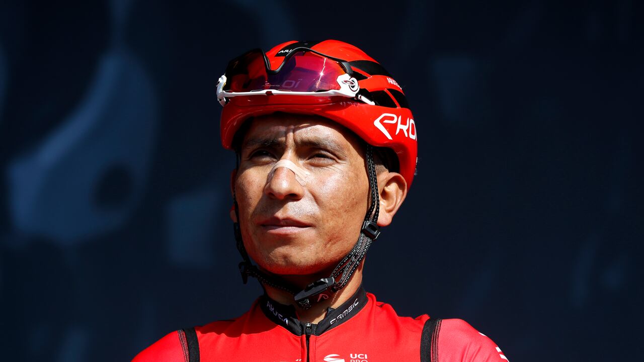 ORLEANS, FRANCIA - 07 DE MARZO: Nairo Alexander Quintana Rojas de Colombia y Team Arkéa - Samsic durante la presentación del equipo antes de la 80ª París. (Foto de Bas Czerwinski/Getty Images)