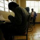 El área que más preocupa es matemáticas, ya que un 63% de los estudiantes no alcanzó el nivel II, que es considerado “el mínimo” para dominar los conocimientos fundamentales en esta asignatura.