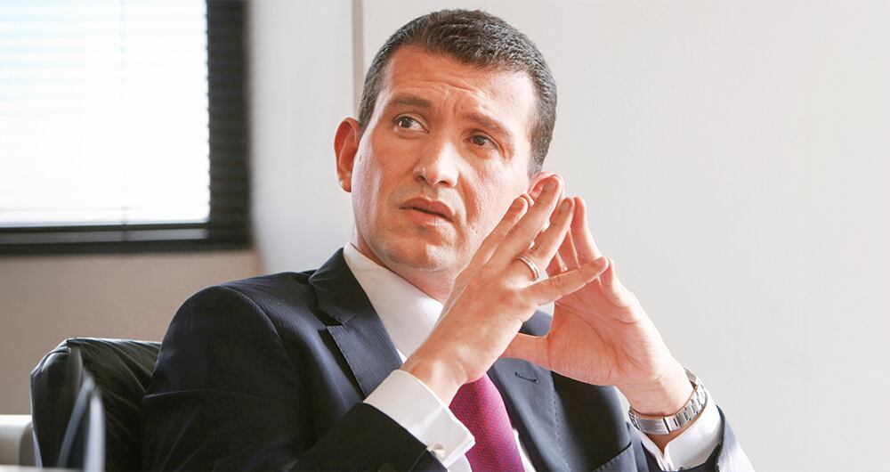 La misma veeduría que denunció el caso de Centros Poblados ahora advierte que Emilio Tapia estaría detrás de un millonario contrato de salud en Barranquilla. El contratista lo niega.