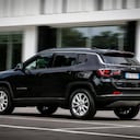 ¿Vale la pena comprar un carro alto? Estas son sus ventajas en calles y terrenos difíciles