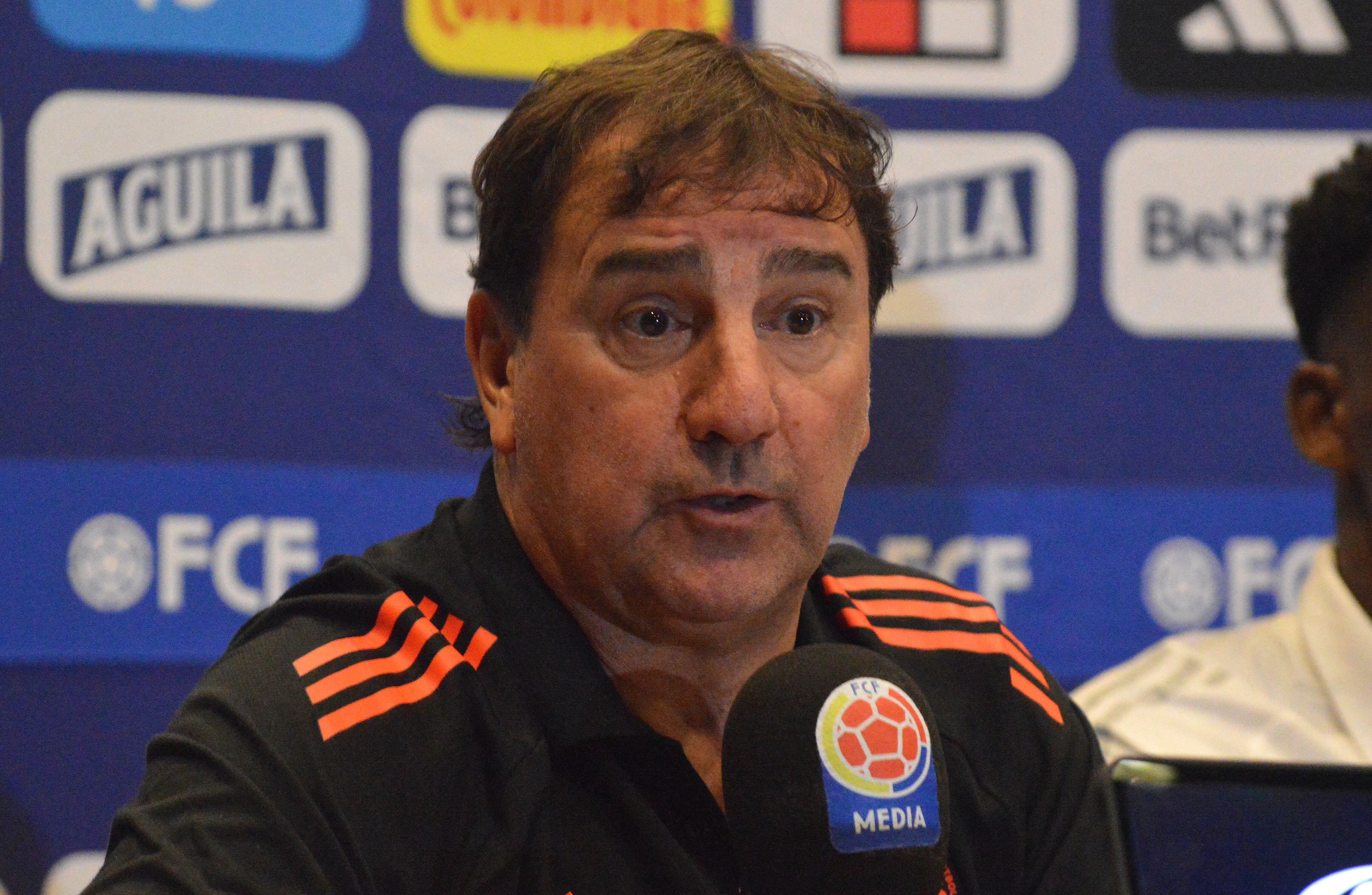 Colombia's Argentine coach Nestor Lorenzo speaks during a press conference in Cochabamba, Boliva, on October 9, 2024, on the eve of their 2026 FIFA World Cup qualifier football match against Bolivia. (Photo by FERNANDO CARTAGENA / AFP)
