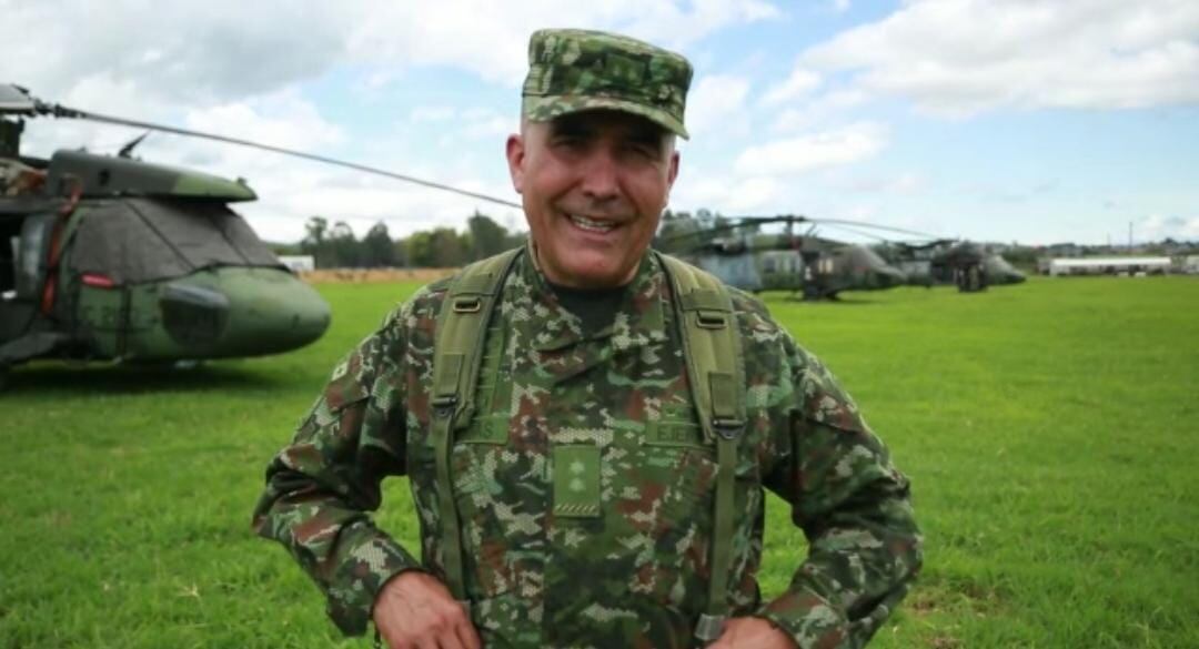 General Raúl Vargas, comandante de la tercera división del Ejército.