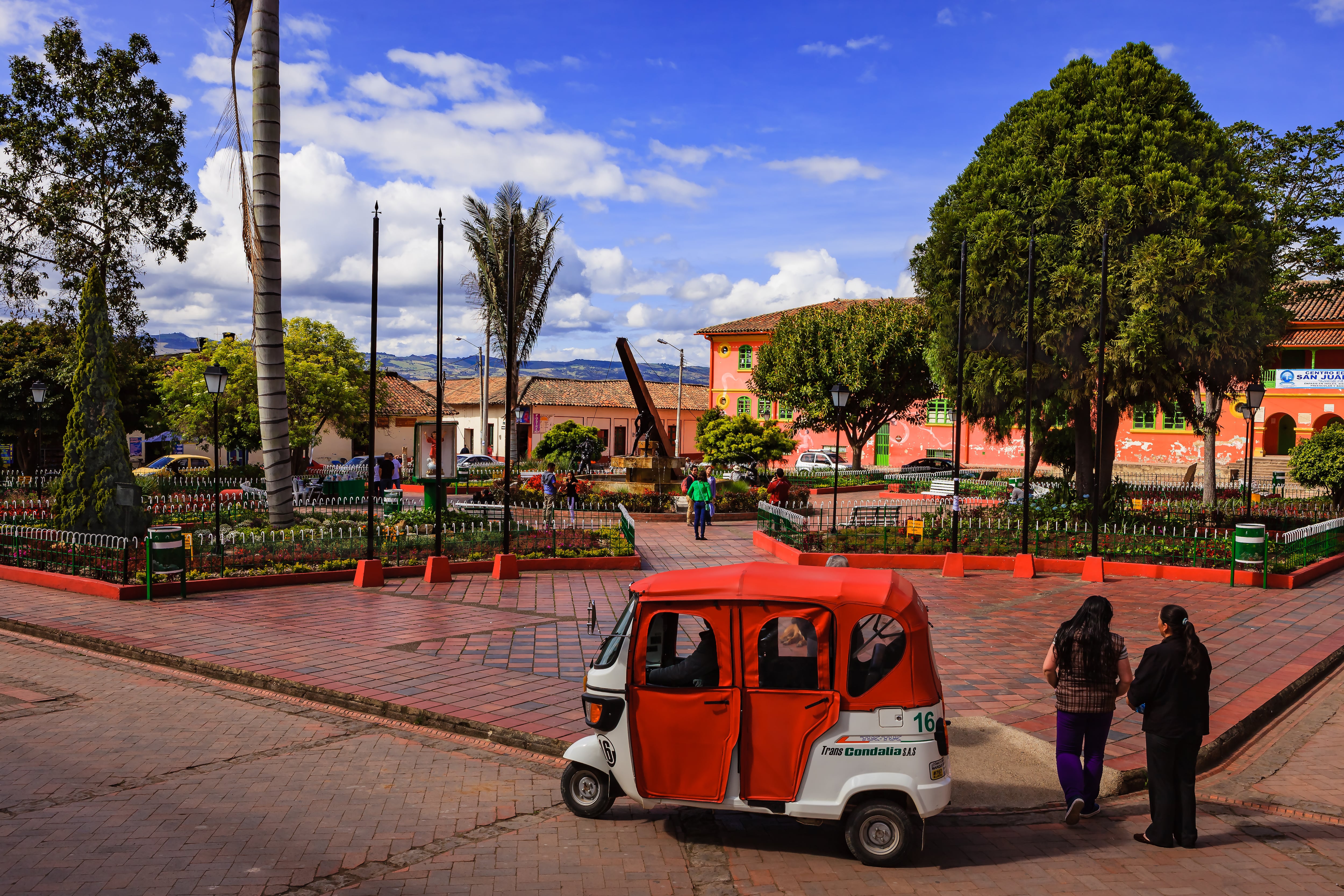Cundinamarca Guatavita Amazon