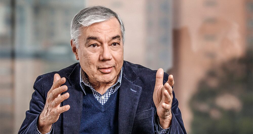 César Ferrari, superintendente finaciero.