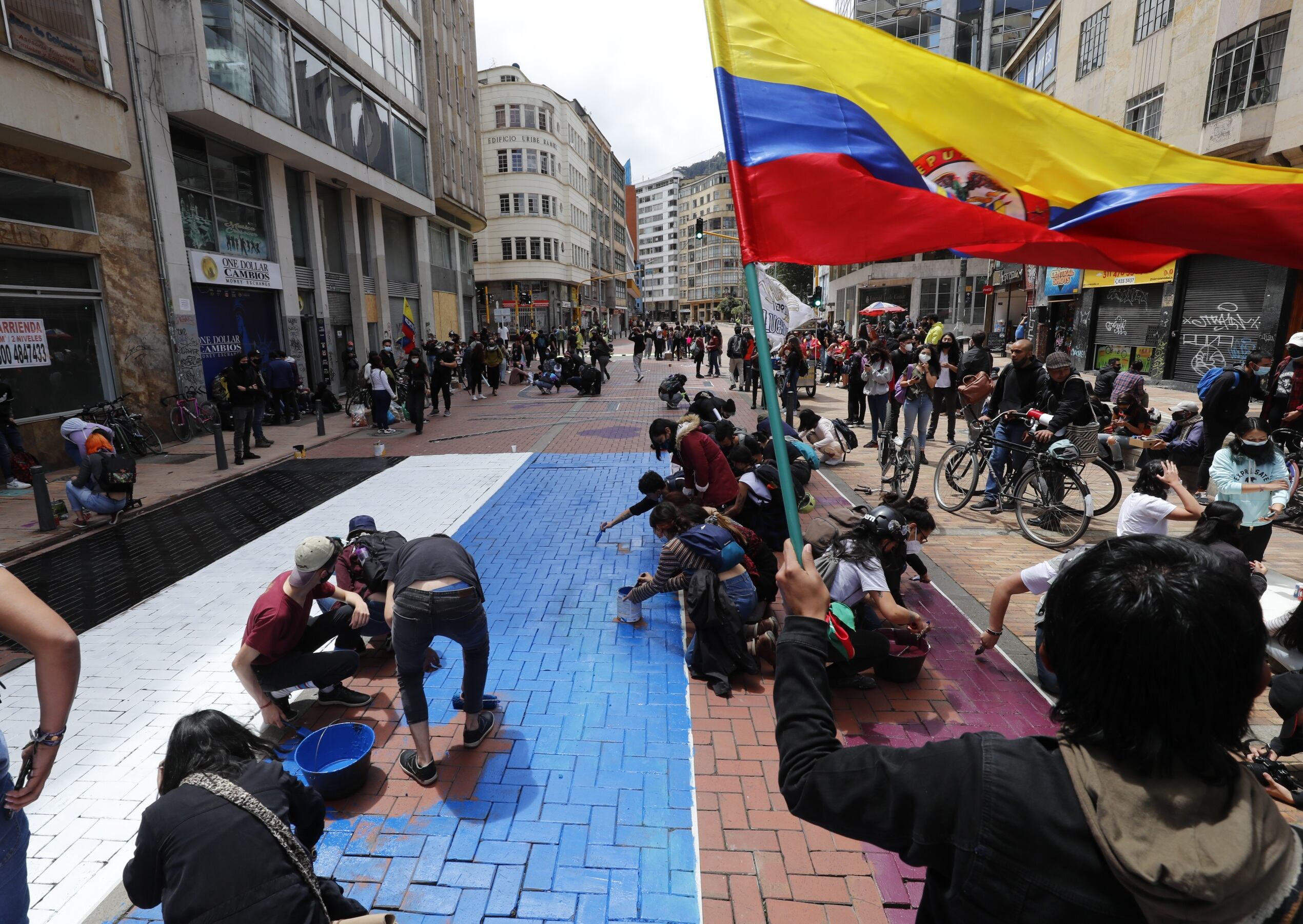 Paro Nacional concentraciones Plaza de Bolívar