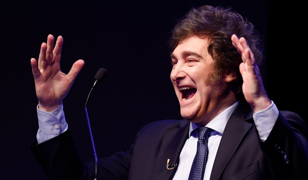 Javier Milei respondió a la denuncia hecha por Alberto Fernández