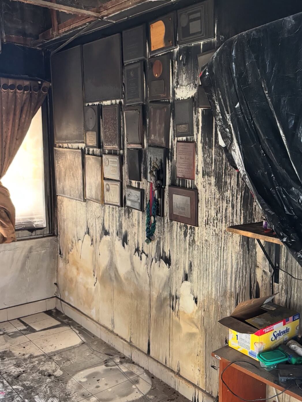 Así quedó la casa del famoso cantante.