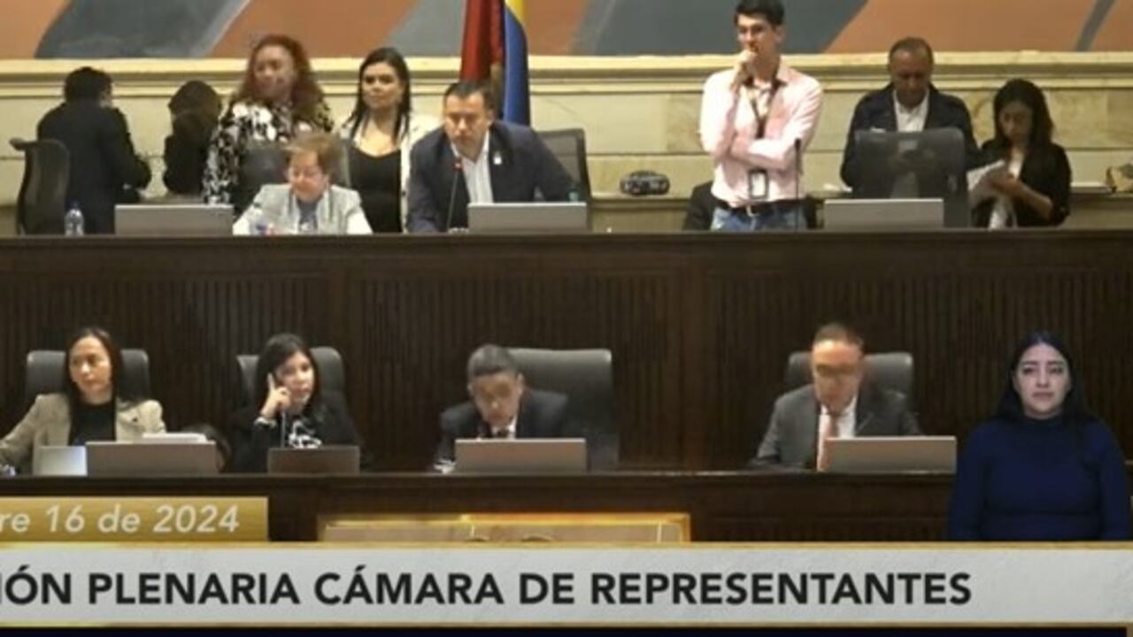 Debate a la reforma laboral en Plenaria de Cámara de Representantes.