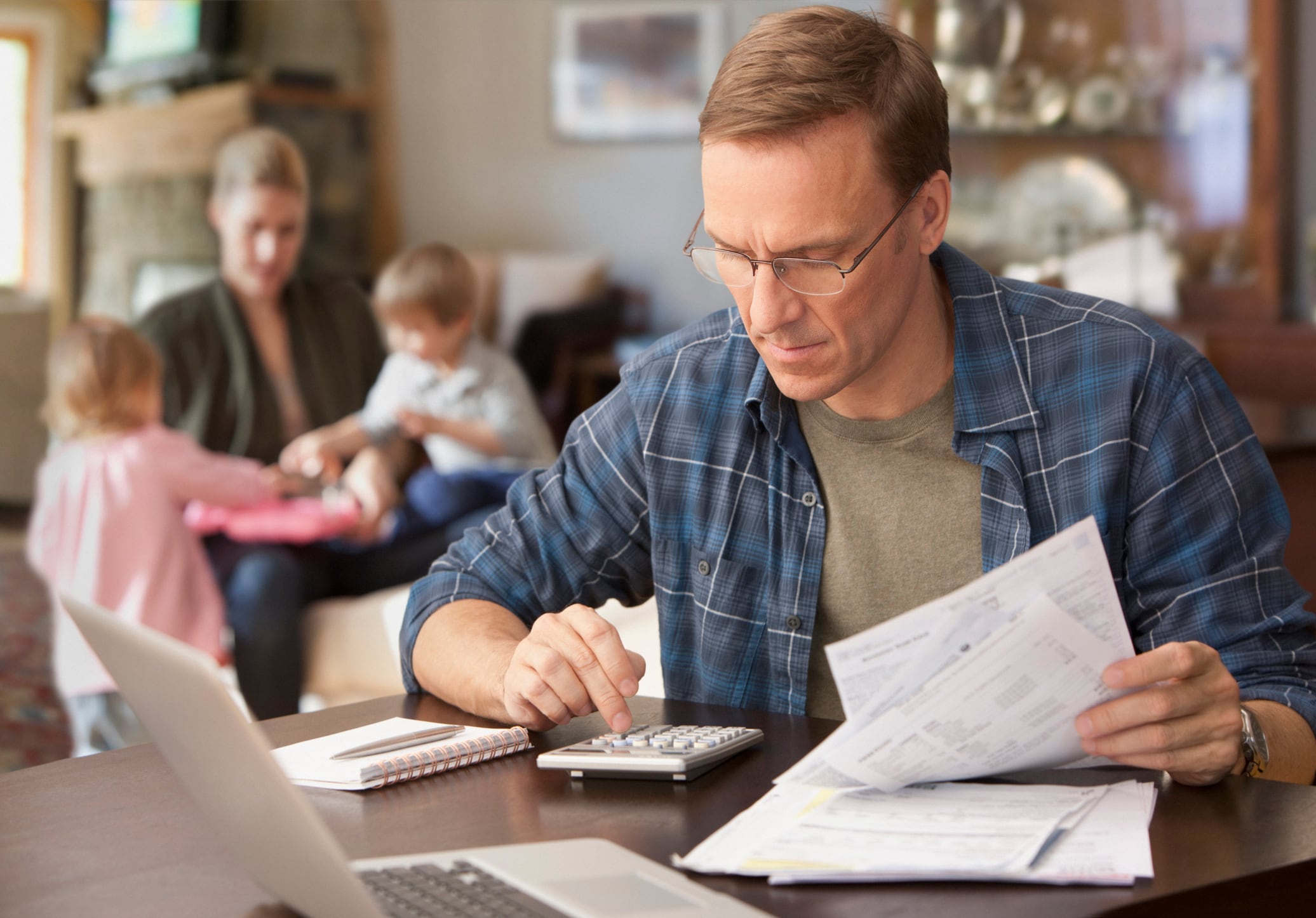 Familias beneficiarias no tendrán que volver a inscribirse para continuar en los programas.