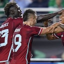 Colombia defender Davinson Sanchez (23) and forward Rafael Borre (19) celebrate with midfielder Wilmar Barrios (5), who scored a goal against Mexico during the second half of an international friendly soccer match in Santa Clara, Calif., Tuesday, Sept. 27, 2022. (AP Photo/Godofredo A. Vásquez)