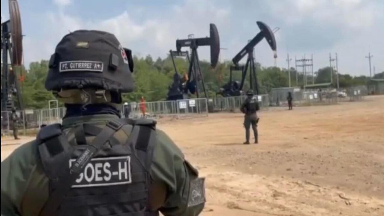 Alias La Mona, señalada de liderar, para el ELN, el millonario robo de crudo a Ecopetrol