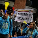 Plantón Antivacunas covid 19 en Ministerio de Salud