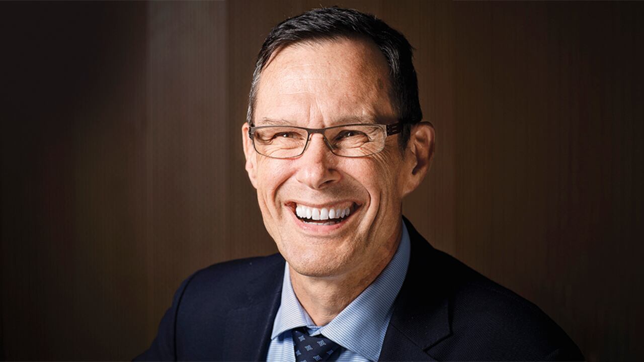 El embajador de Alemania, Peter Ptassek, ha sido uno de los tuiteros más influyentes del país. Su carisma y simpatía les encantaron a los colombianos.